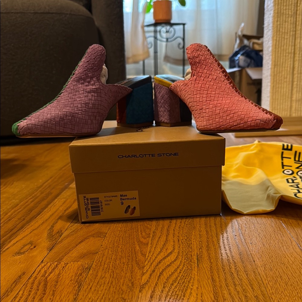 BNIB Charlotte Stone Sample Sale Mae Heeled Mules in Bermuda size 9